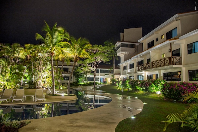 Gallery - Coronado Luxury Club & Suites