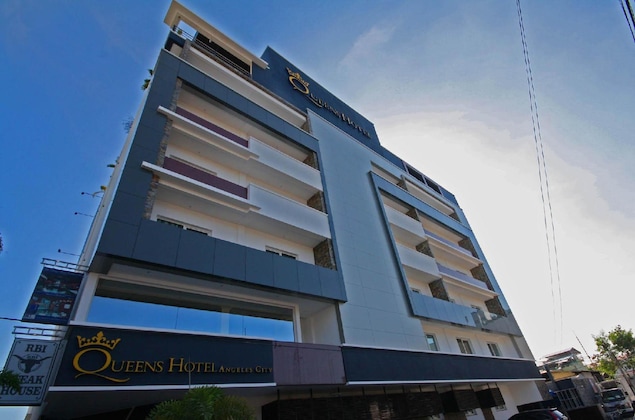 Gallery - Queens Hotel