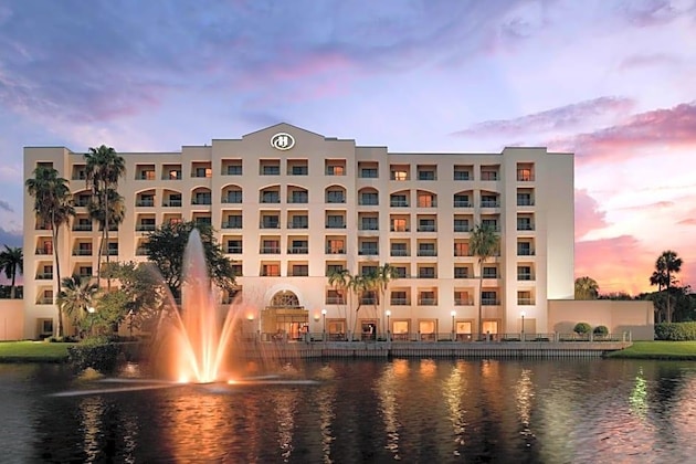 Gallery - Hilton Boca Raton Suites