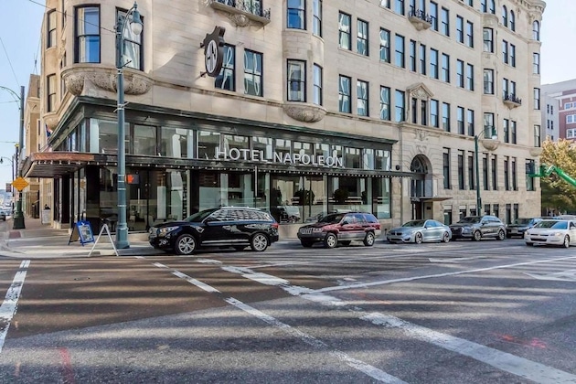 Gallery - Hotel Napoleon Memphis