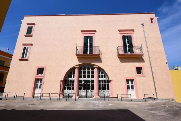 Gallery - Palazzo Castriota