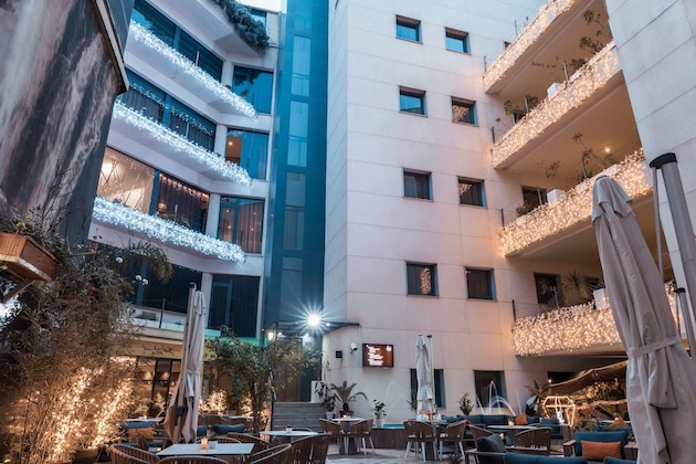 Gallery - Az Hôtel Zeralda