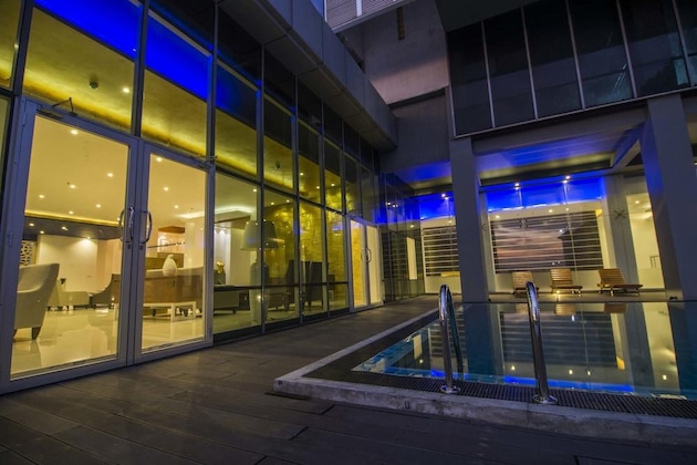 Gallery - Platinum One Suites