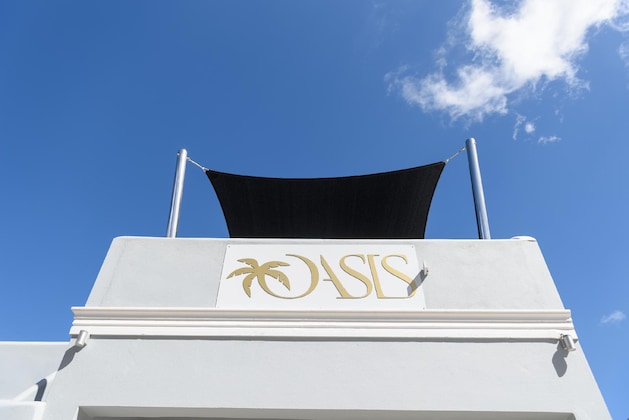 Gallery - Oasis Hotel
