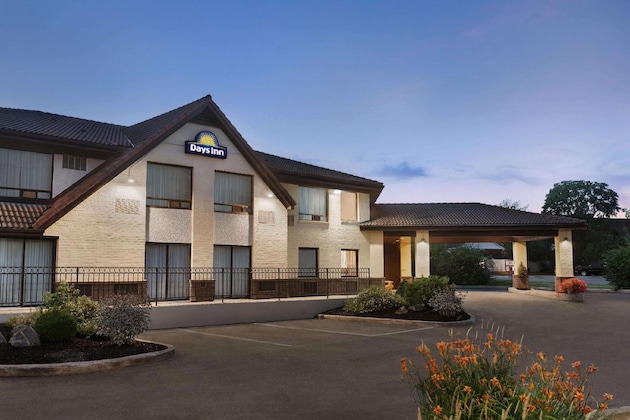 Gallery - Days Inn By Wyndham Miramichi Nb