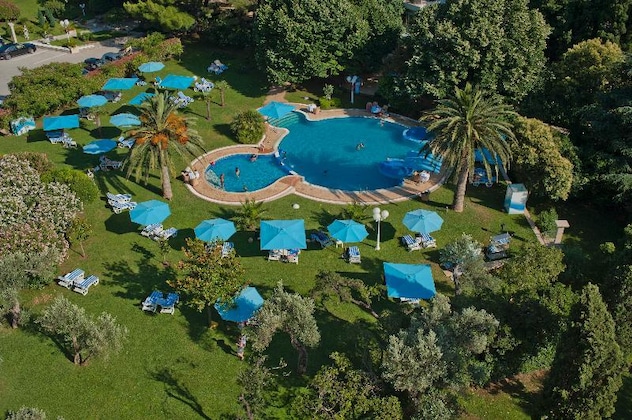 Gallery - Riviera