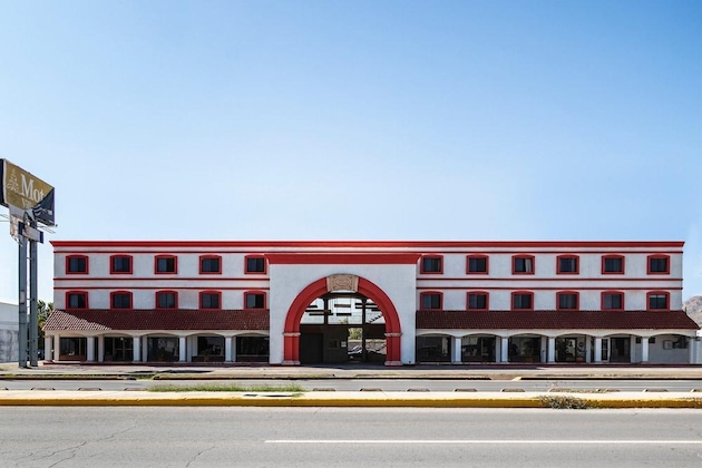 Gallery - Oyo Hotel Real Del Sur, Estadio Chihuahua
