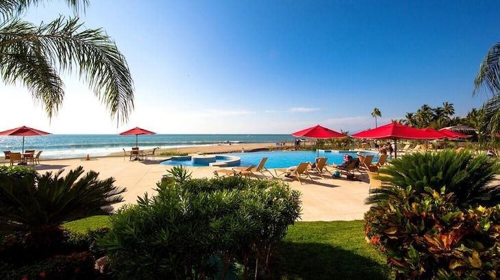 Gallery - Grand Venetian Condominium