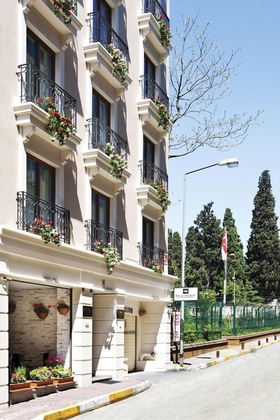 Gallery - Belle Maison Hotel & Residence