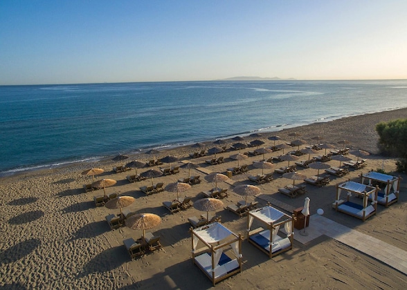 Gallery - Enorme Teatro Beach - Ex Pelagos Beach Apartments
