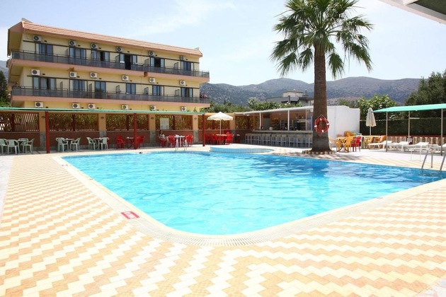 Gallery - Triton Garden  Hotel