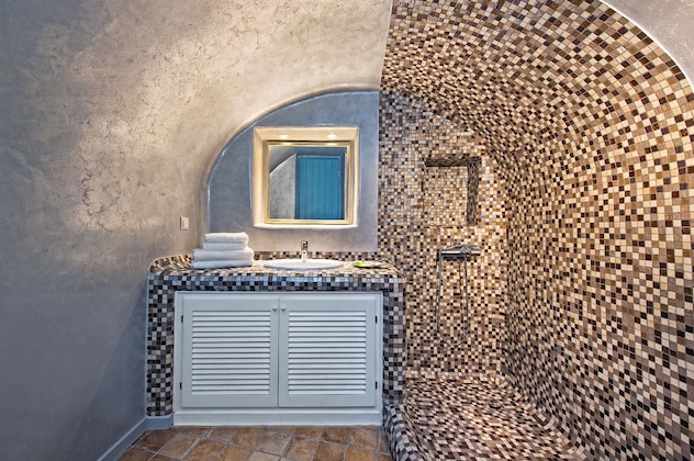 Gallery - Ananda Suites