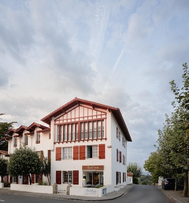Gallery - Hotel Briketenia