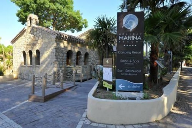 Gallery - Holiday Marina Resort