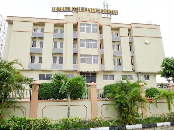 Gallery - Le Real Hotel