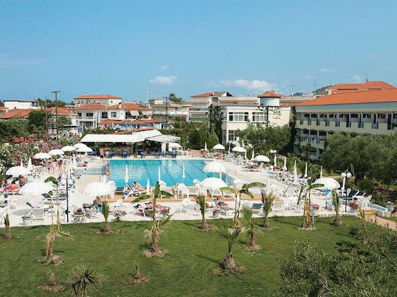 Gallery - Tresor Hotel (Ex Hanioti Palace)