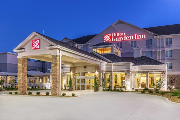 Gallery - Hilton Garden Inn Salina