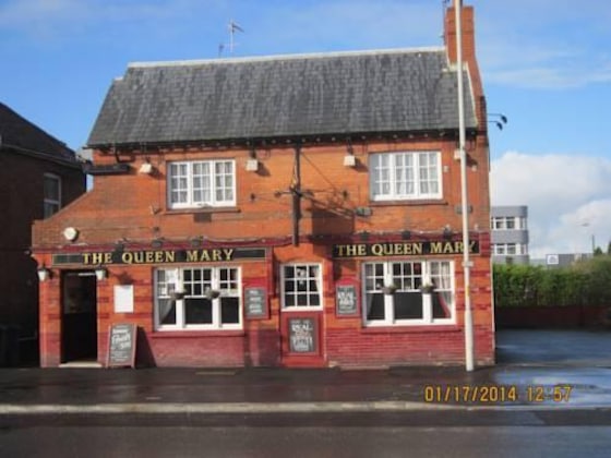 Gallery - Queen Mary Inn