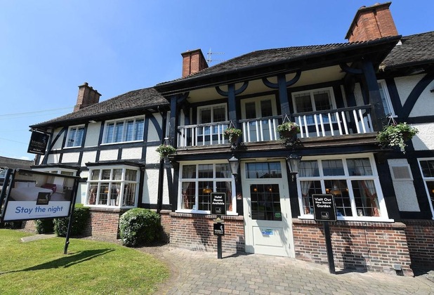 Gallery - Crown, Droitwich By Marston's Inns