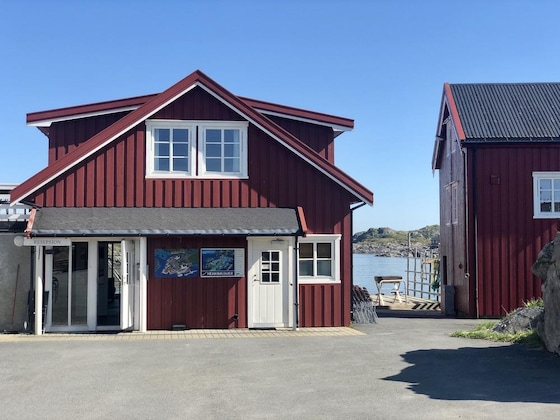 Gallery - Henningsvær Rorbuer