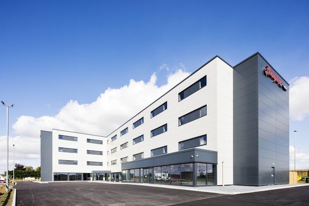 Gallery - Hampton By Hilton Humberside Airport
