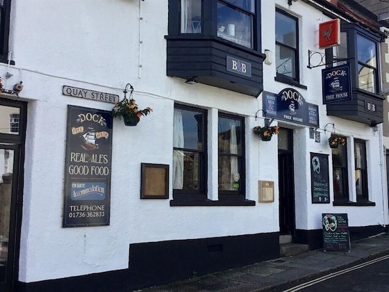 Gallery - The Dock Inn