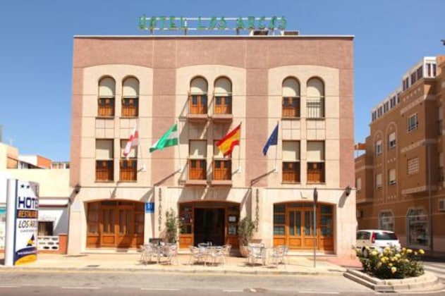 Gallery - Hotel Los Arcos