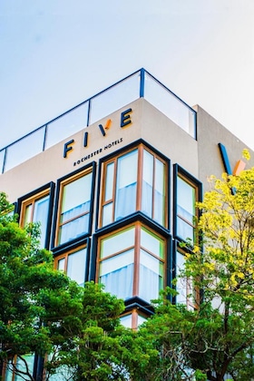 Gallery - Five Hotel & Residences