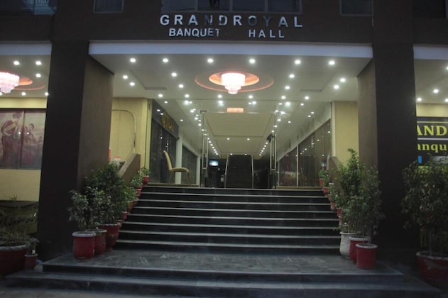Gallery - Grand Millennium Hotel Lahore