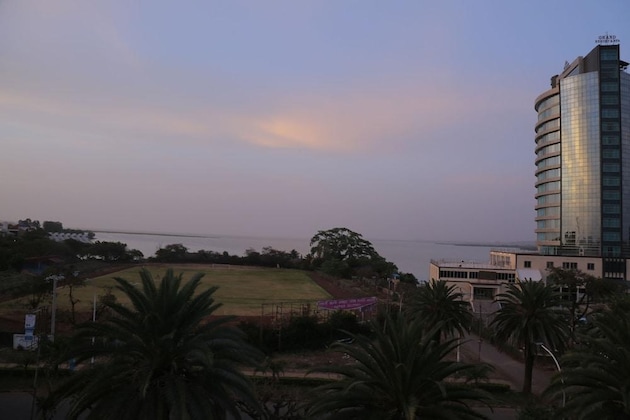 Gallery - Jacaranda Hotel