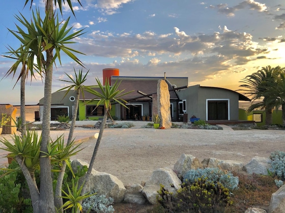Gallery - Desert Breeze Lodge