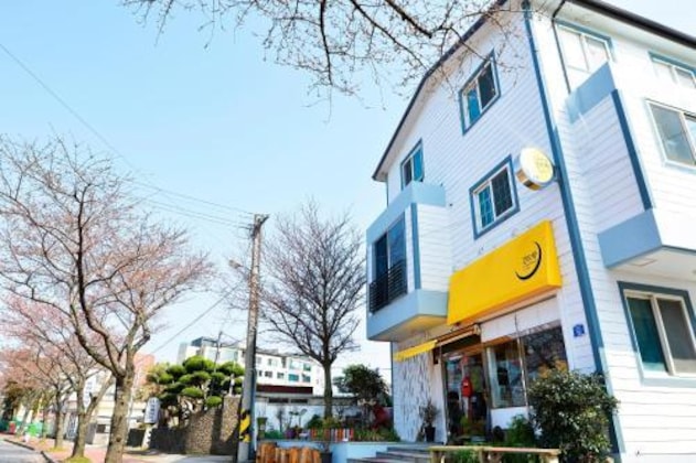 Gallery - Ganderak Guesthouse - Hostel
