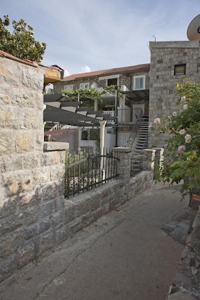 Gallery - Piazza Apartments 2