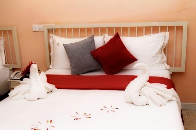 Gallery - The Queensburry City Hotel
