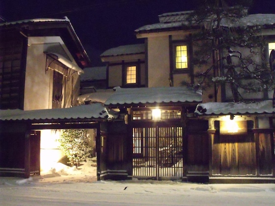 Gallery - Camellia Inn
