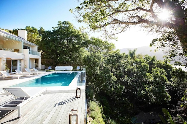 Gallery - Number Eleven Self Catering Villa