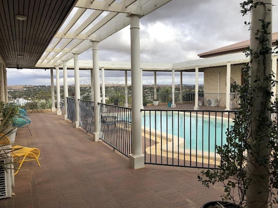 Gallery - Fairway Manor Accommodation