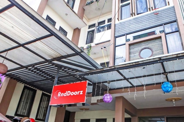 Gallery - Reddoorz Plus Near Isola Upi