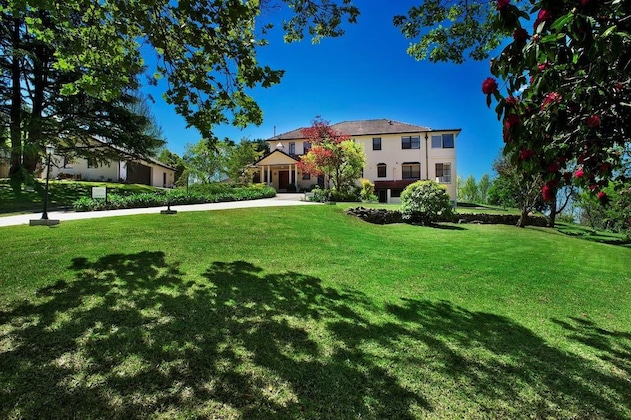 Gallery - St Raphael