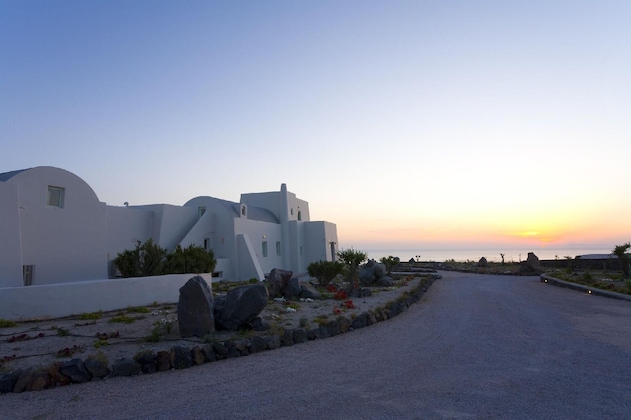 Gallery - Blackrock Villa