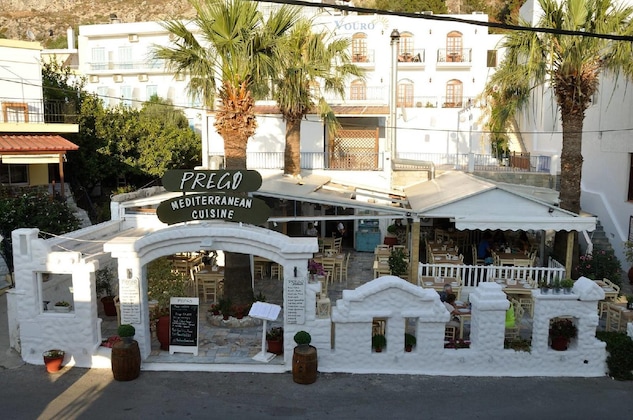 Gallery - Vouros Palace