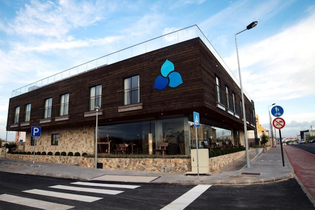 Gallery - Surfers Lodge Peniche