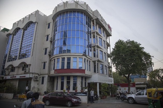 Gallery - Oyo 2754 Near City Centre