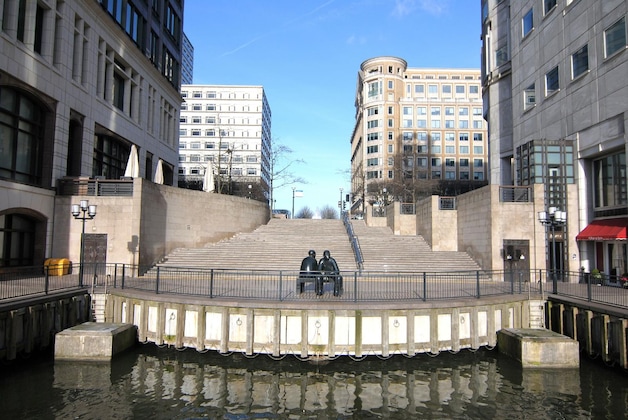 Gallery - Canary Wharf - Corporate Riverside Apartments
