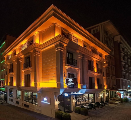 Gallery - Le Petit Palace Hotel