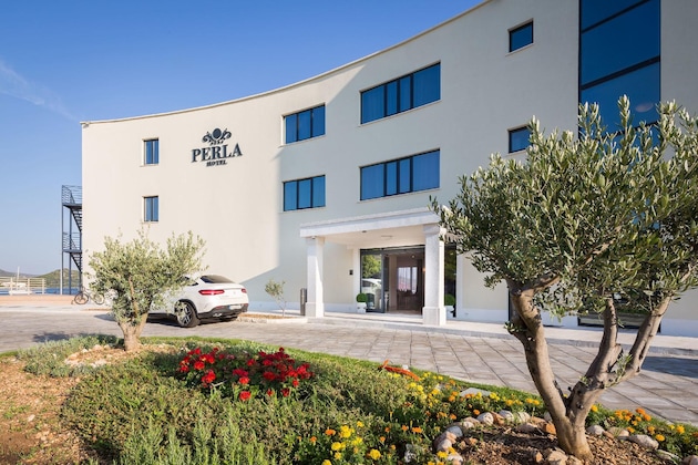 Gallery - Hotel Perla