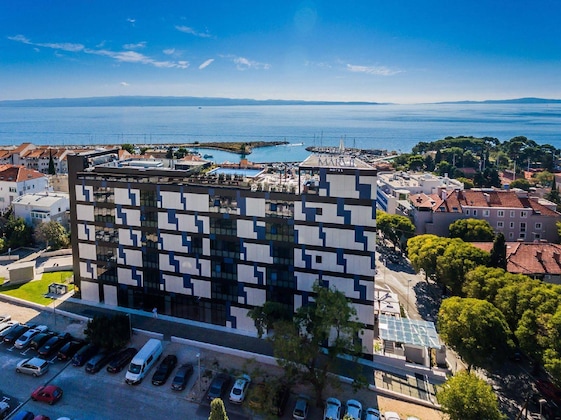 Gallery - Marvie Hotel & Health