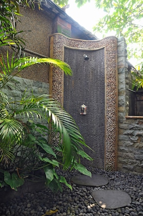 Gallery - Three Brothers Bungalows & Villas