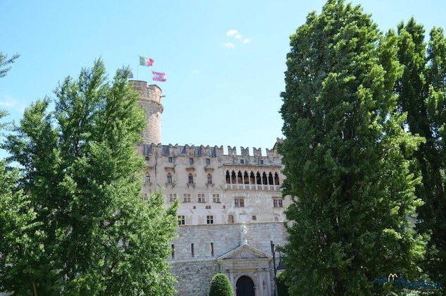 Gallery - La Loggia Del Castello