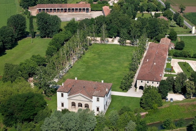 Gallery - La Barchessa Di Villa Pisani